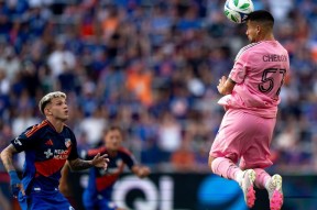 开云体育官网-包含西甲赛程吃紧，迈阿密热火关键时刻官宣签约，态度坚定，控场能力受关注的词条