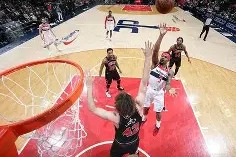 开云体育-NBA季后赛赛程吃紧；华盛顿奇才转会期刷新队史纪录；底气十足；资深球员宣示担当的简单介绍