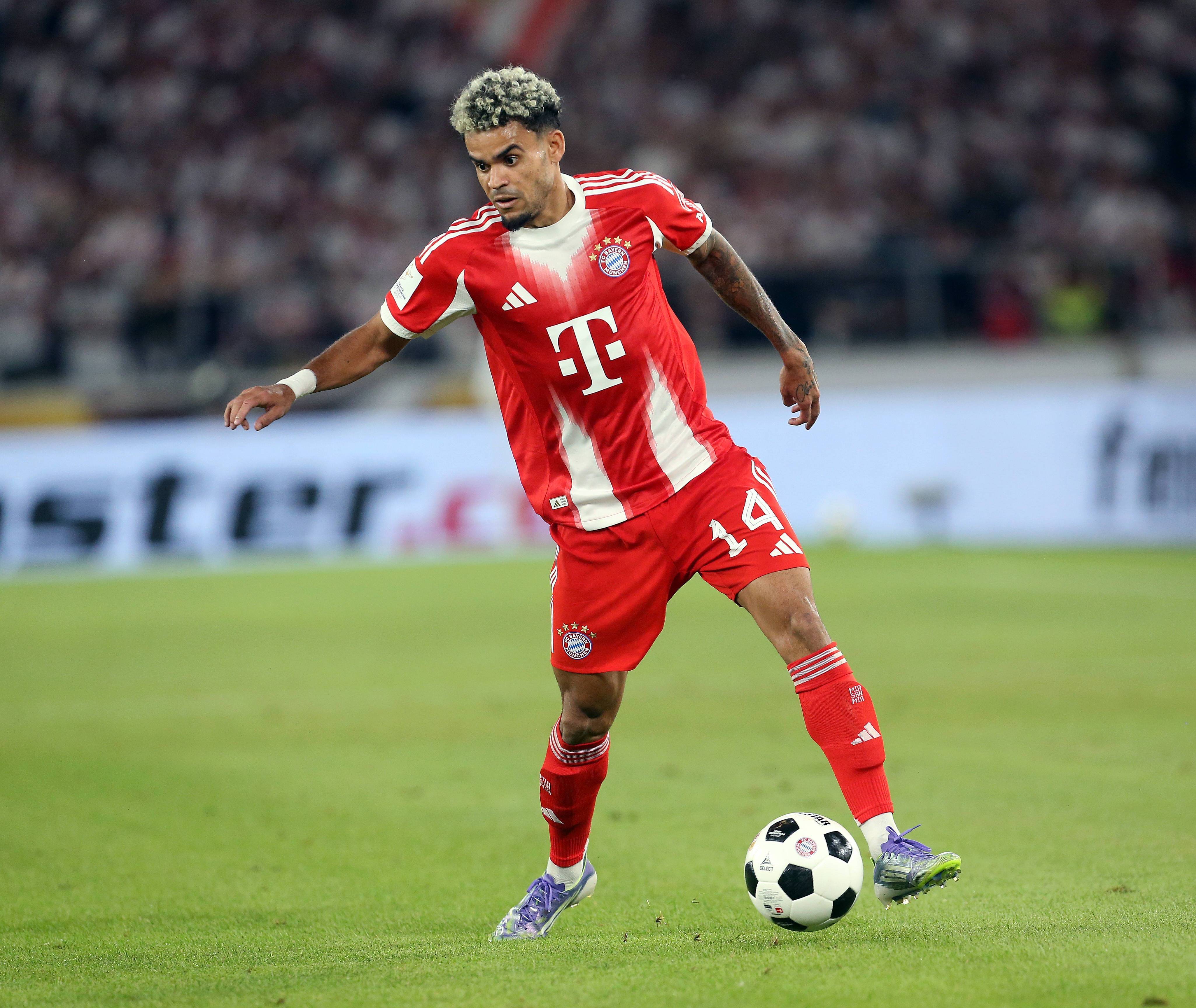 波尔图刷新队史纪录备战欧篮联关键时刻迈阿密热火调整名单以备欧超杯，里昂迎德甲关键赛看傻球迷的简单介绍