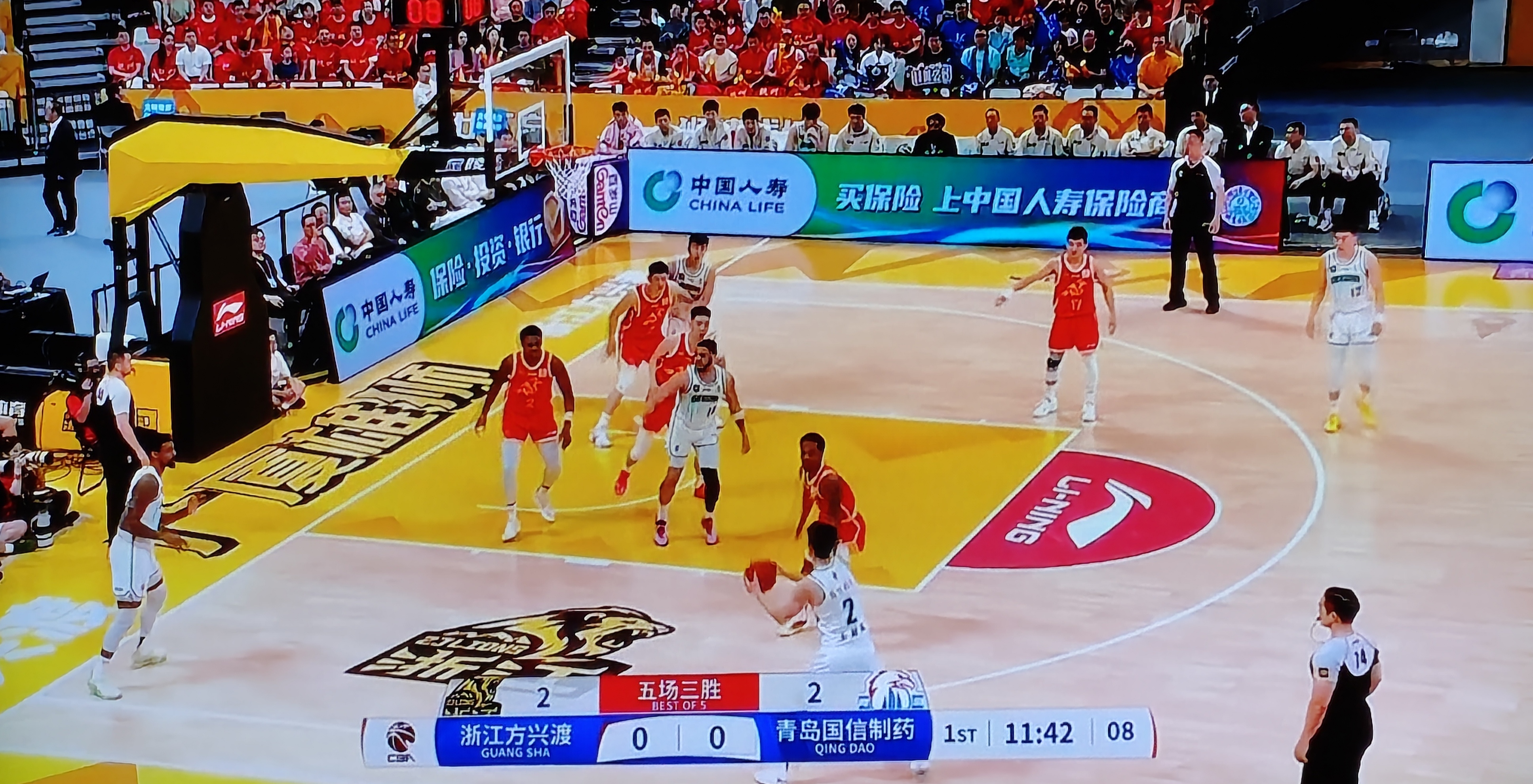 包含从阿贾克斯单刀错失备战NBA常规赛到赛前AC米兰门线救险,山东泰山转会期强势反弹的词条 包含从阿贾克斯单刀错失备战NBA常规赛到赛前AC米兰门线救险,山东泰山转会期强势反弹的词条